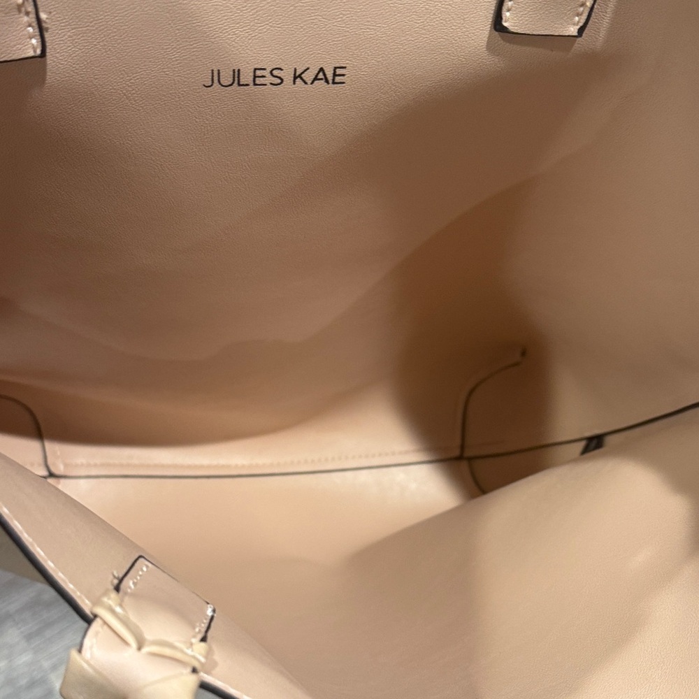 Jules Kae Beige Tote Bag - Picture 3 of 5
